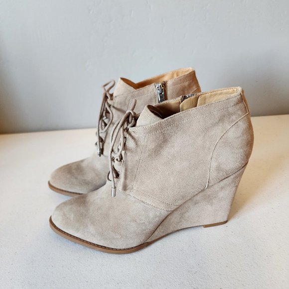 Franco Sarto Bootie "NEW" - Picture 3 of 14